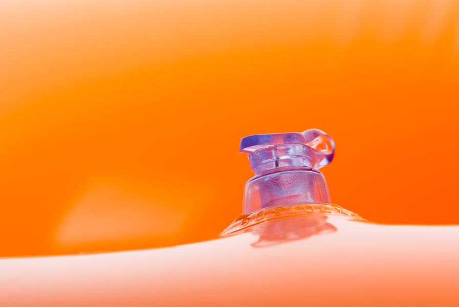 Detalhe da válvula utilizada para inflar piscina plástica